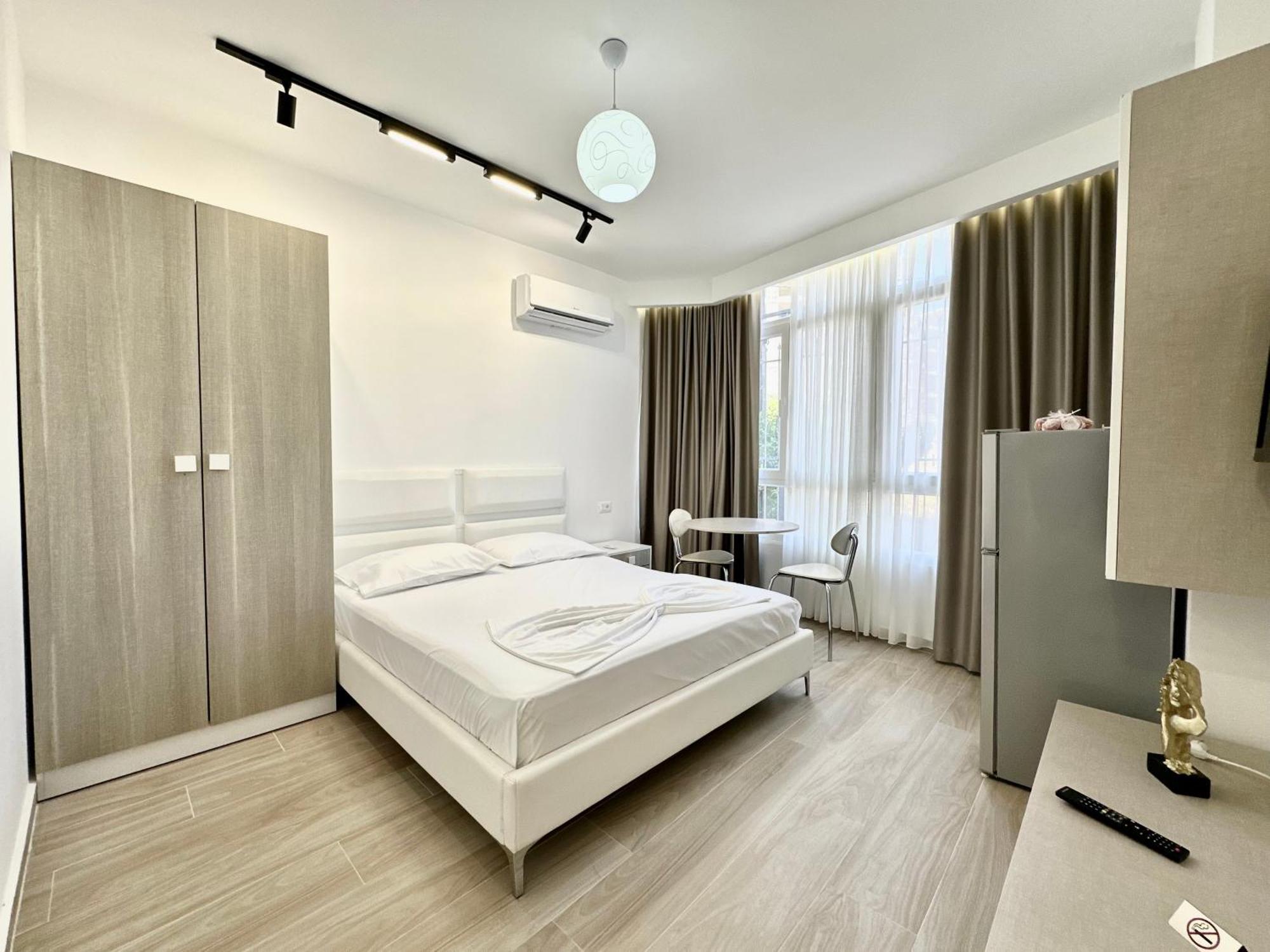 Al Mare Rooms Саранда Екстер'єр фото
