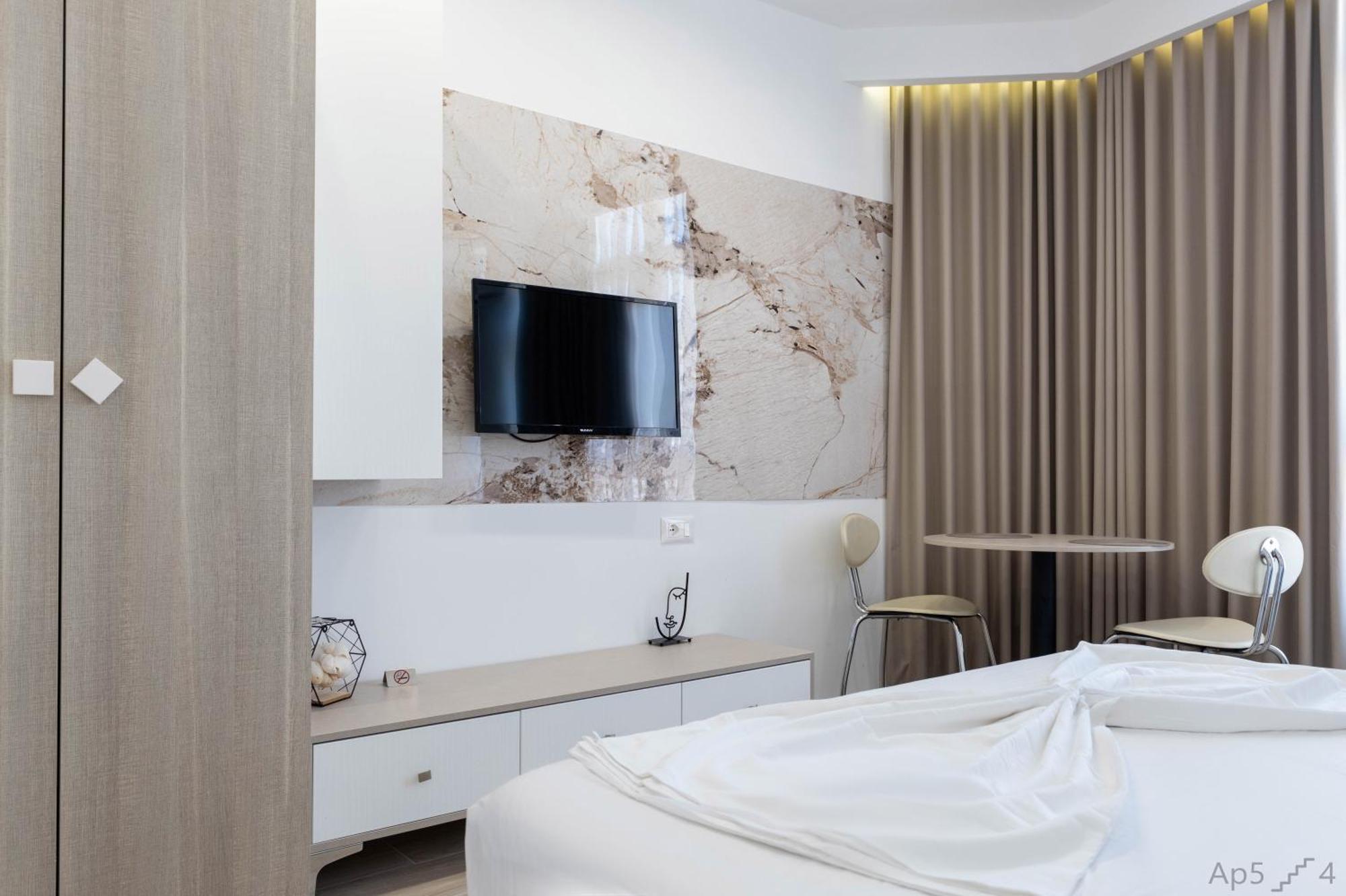 Al Mare Rooms Саранда Екстер'єр фото