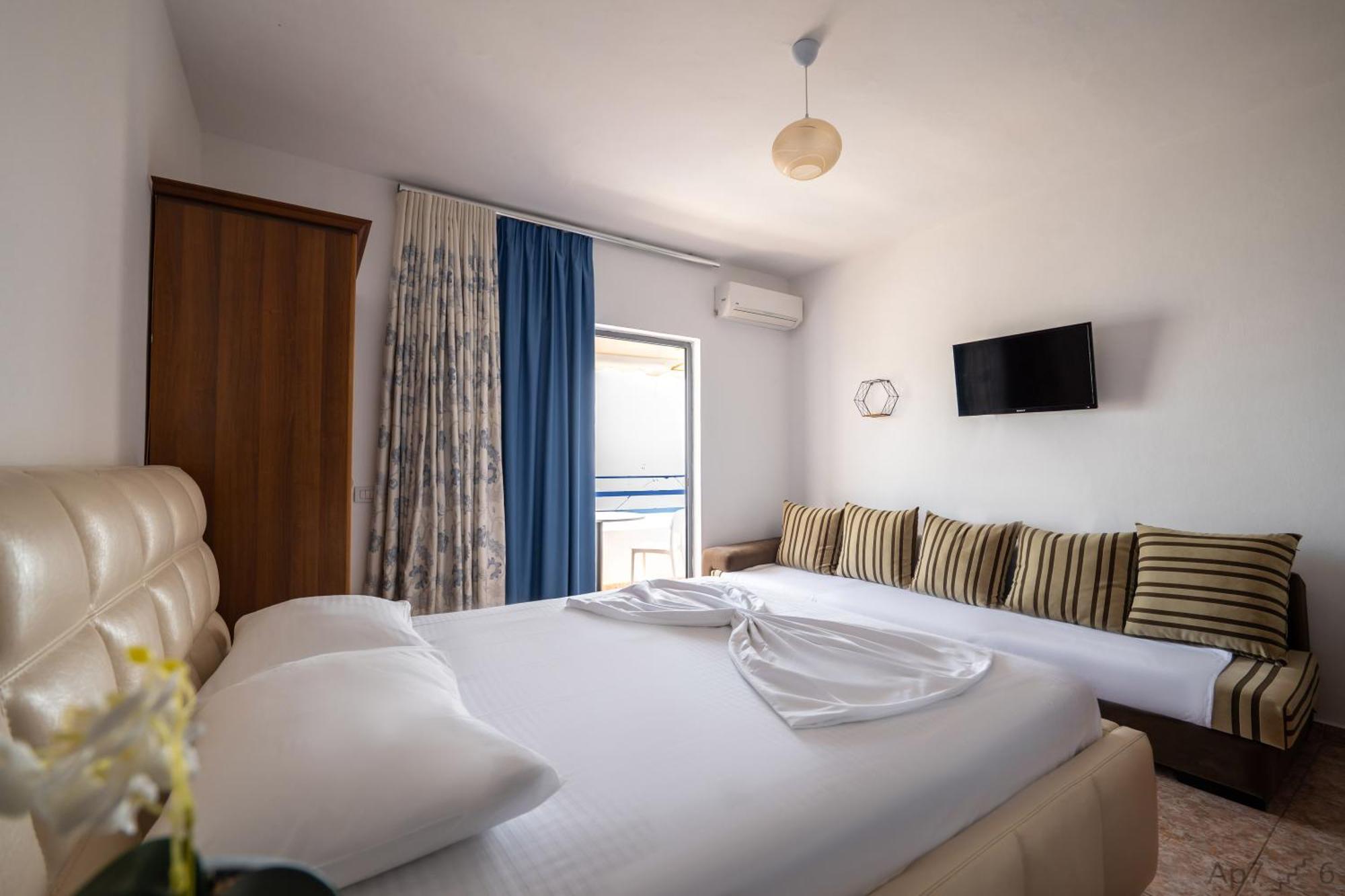 Al Mare Rooms Саранда Екстер'єр фото