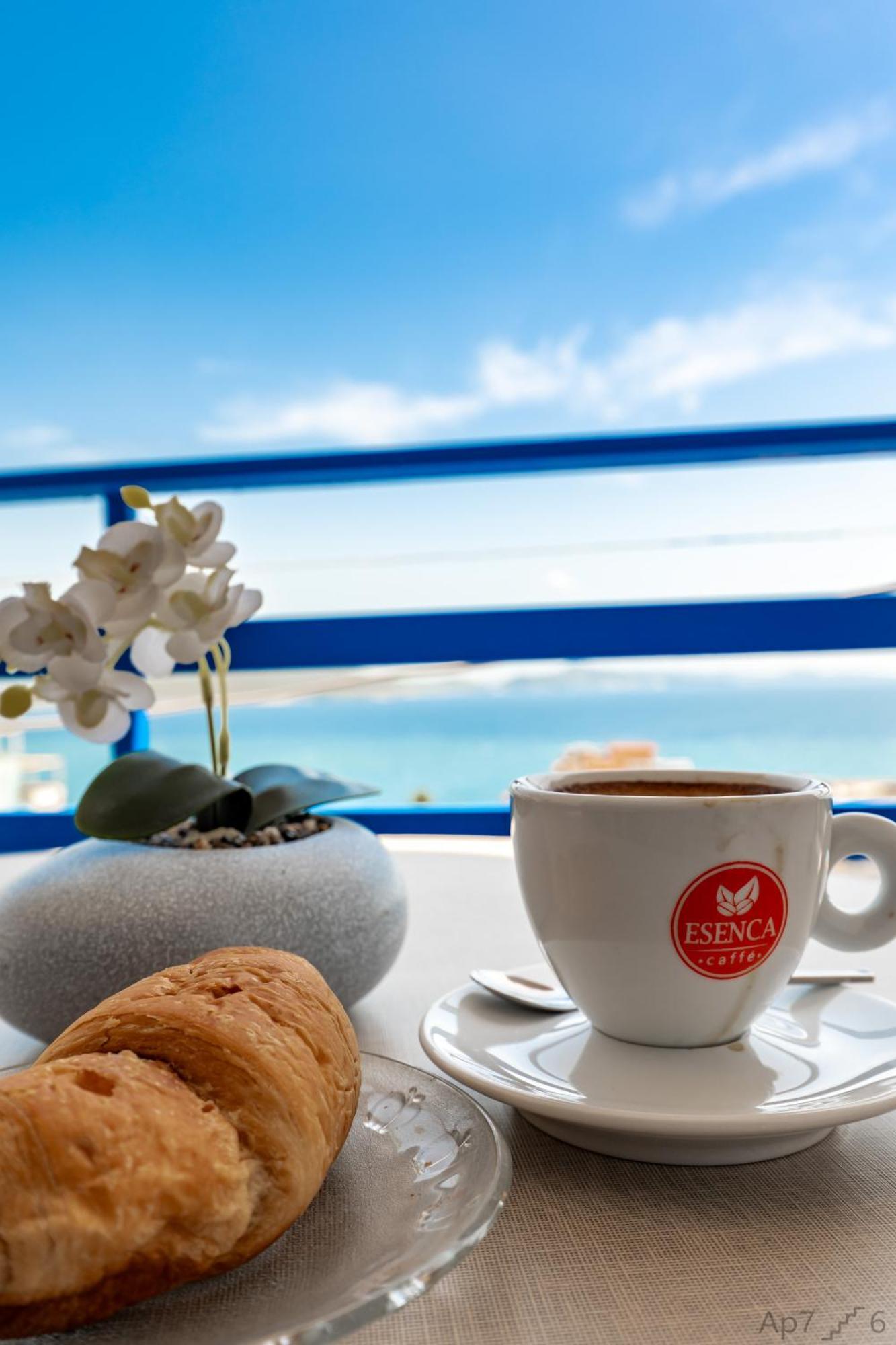 Al Mare Rooms Саранда Екстер'єр фото